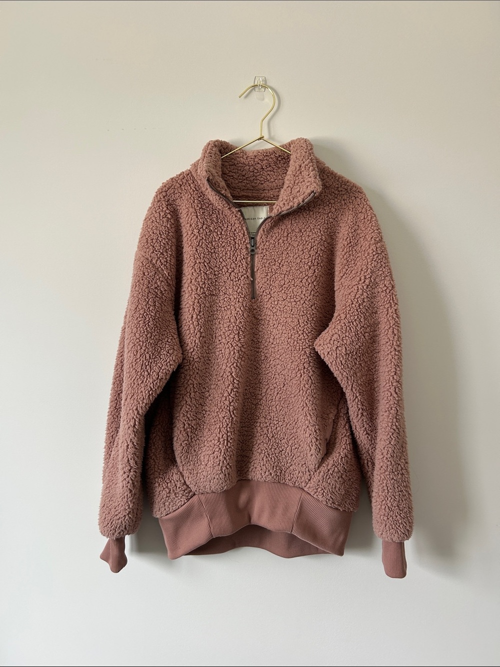 American Eagle Outfitters Sherpa Half-Zip Pullover in Dusty Rose